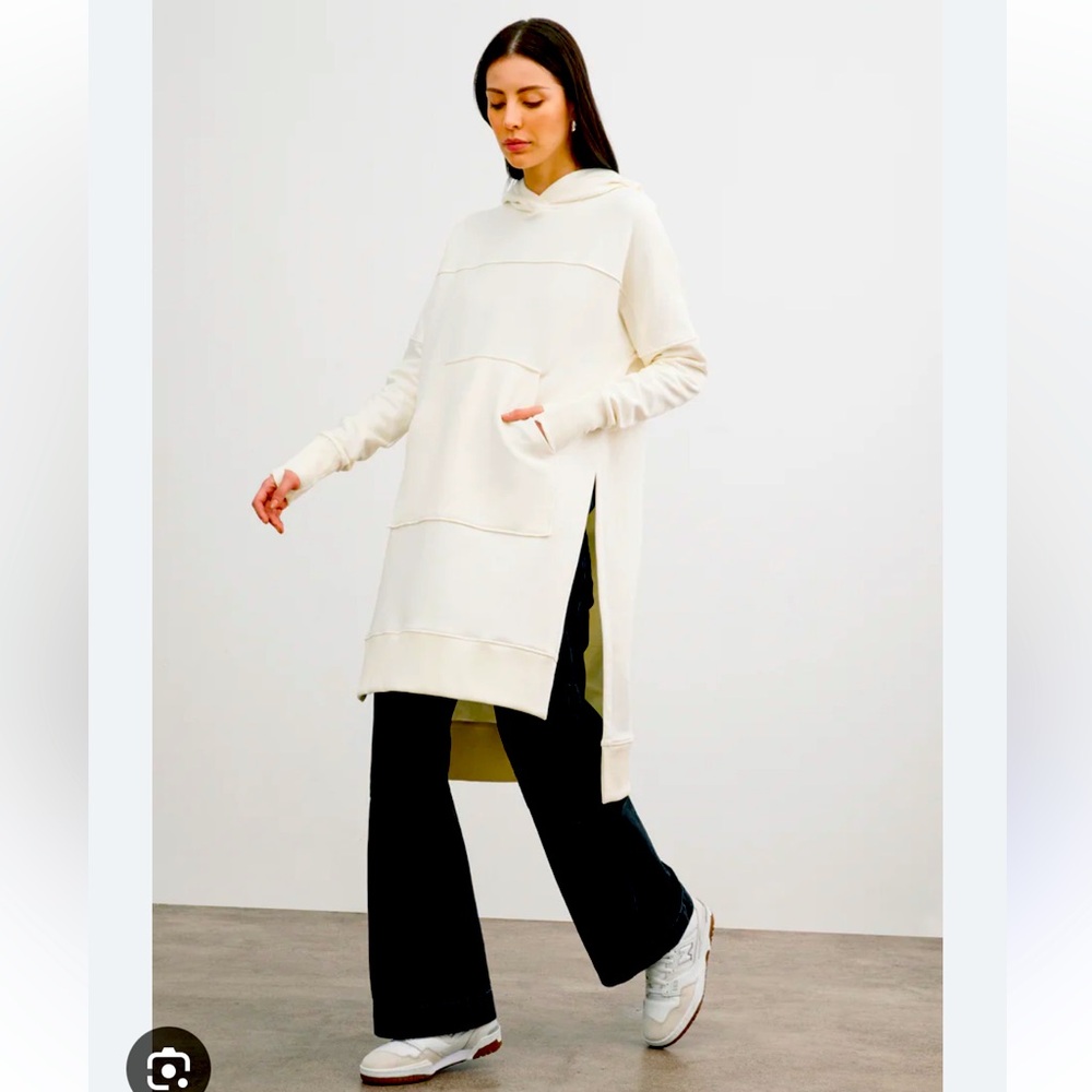 NWOT Marcella NYC Noori Sweatshirt Tunic / Cream / S